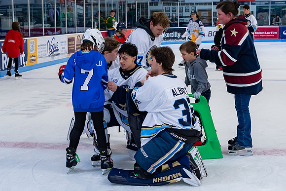 2024-10-25 Skate with Jets-6
