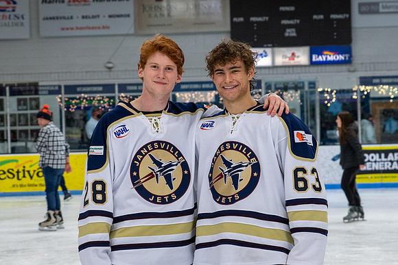 Skate with Jets 11-27-21-12