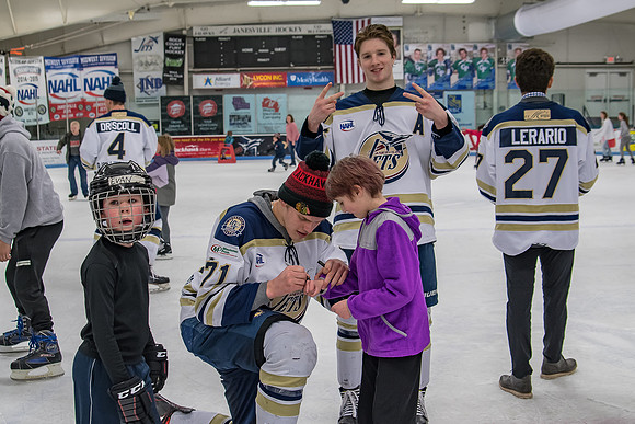 Skate with the Jets 02-02-2019-16