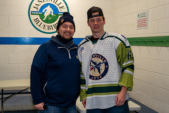 Jets 11-20-21 Autograph Session-17