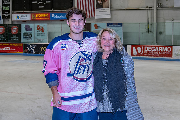 Jets 2018-10-20 Pink Auction-35