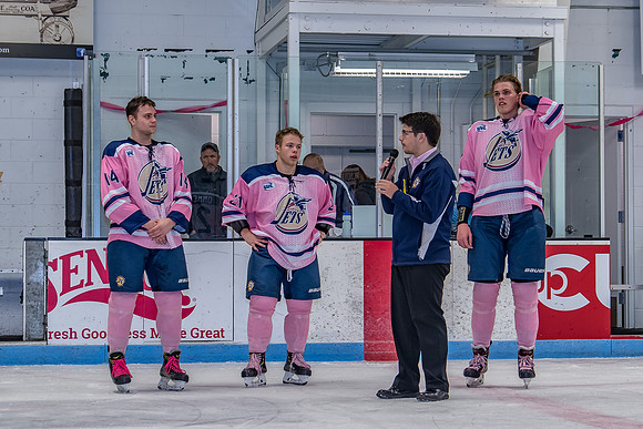 Jets 2018-10-20 Pink Auction-1