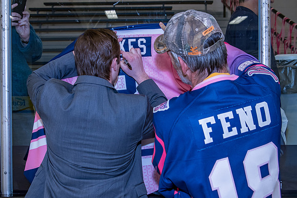 Jets 2018-10-20 Pink Auction-31