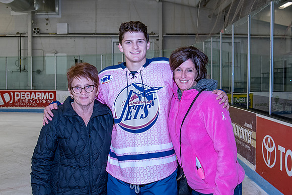 Jets 2018-10-20 Pink Auction-18