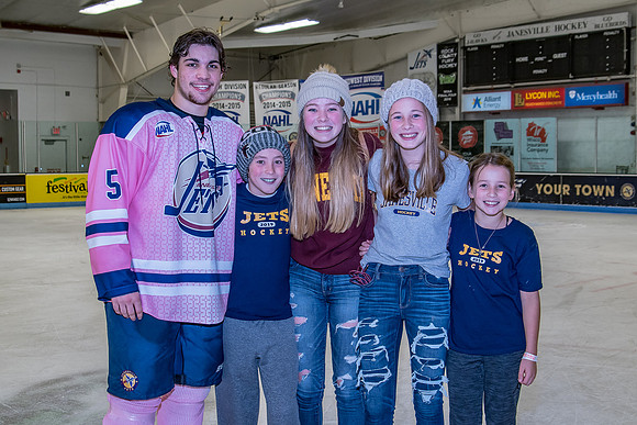 Jets 2018-10-20 Pink Auction-13