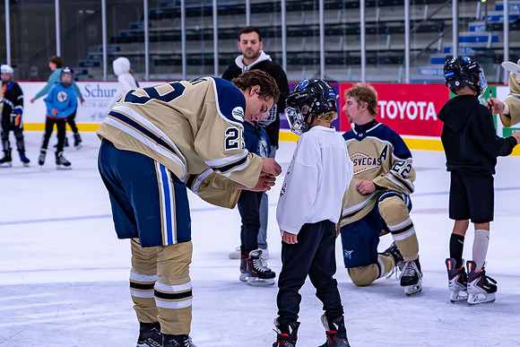 Skate with Jets 2025-10-18-3