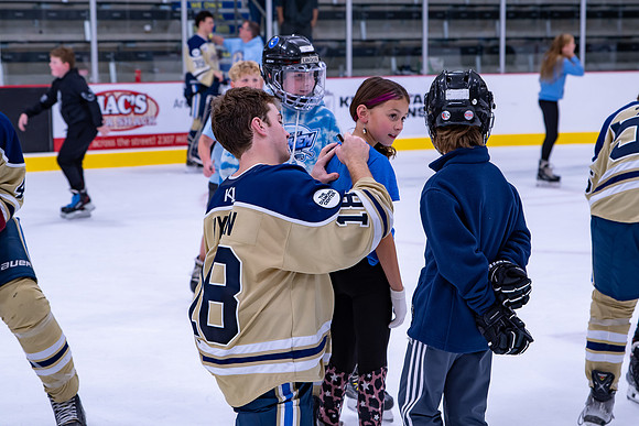 Skate with Jets 2025-10-18-15
