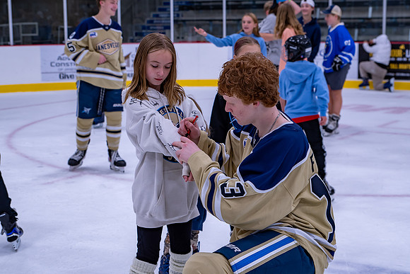 Skate with Jets 2025-10-18-22
