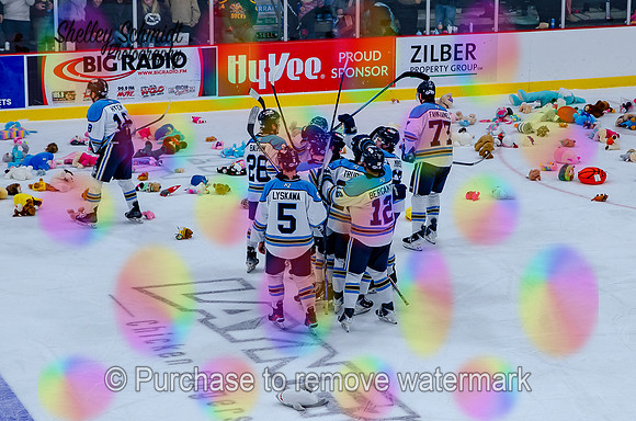 2025-12-13 Teddy Bear Toss-3