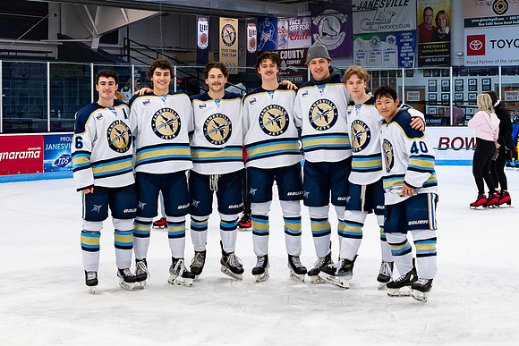 2023-11-24 Skate with Jets-12