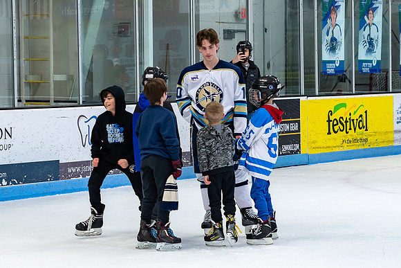 2024-01-05 Skate with Jets-7