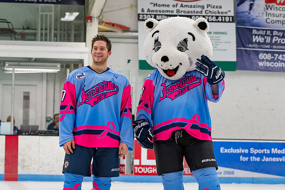 2019 Pink in the Rink-15