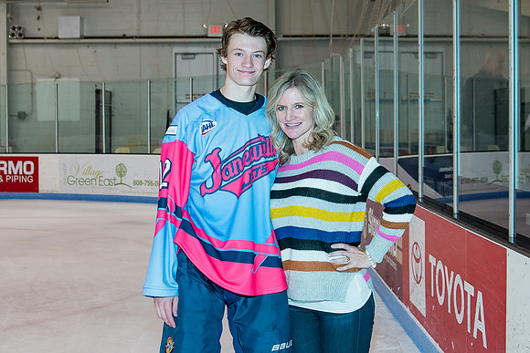 2019 Pink in the Rink-19