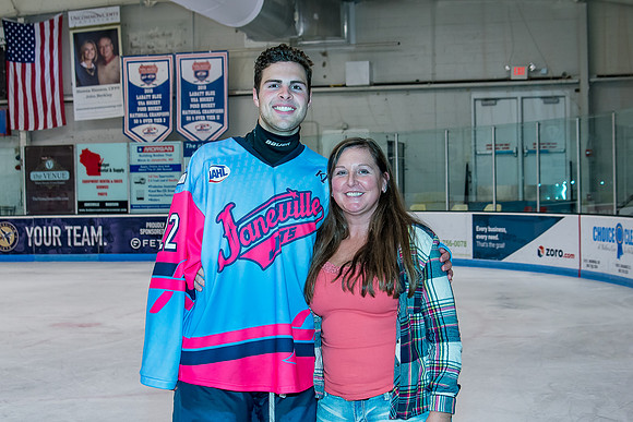 2019 Pink in the Rink-23