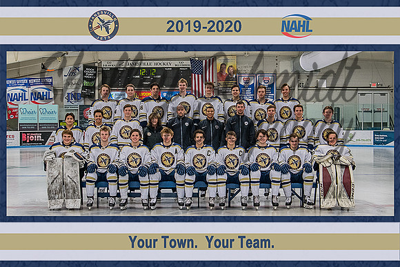 1 team photo 6x4
