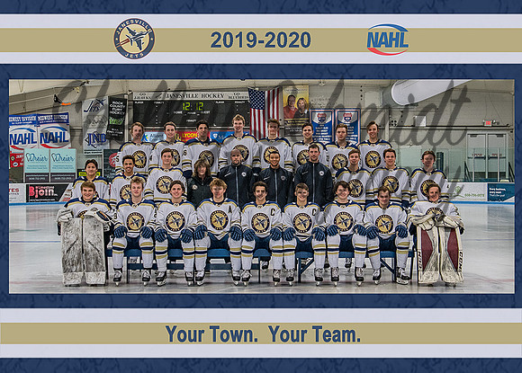 2 team photo 7x5