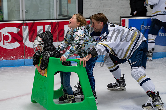 2022-10-08 Skate with Jets-11