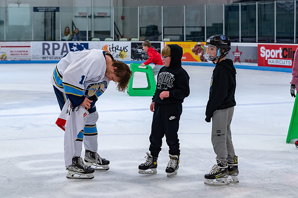 2025-01-24 Skate with Jets-3