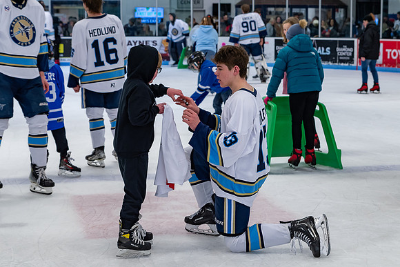 2025-01-24 Skate with Jets-7